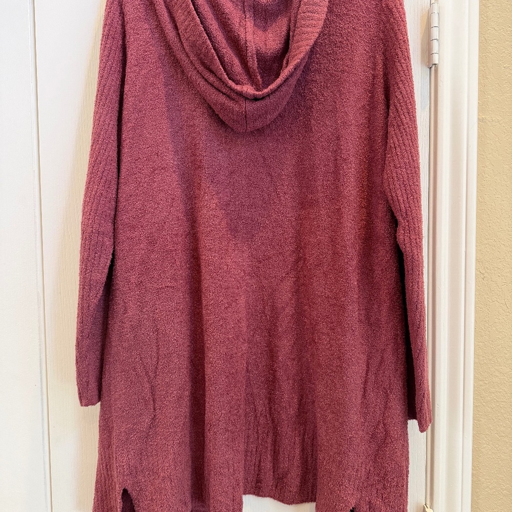 Barefoot Dreams cardigan with hood - Picture 2 of 3